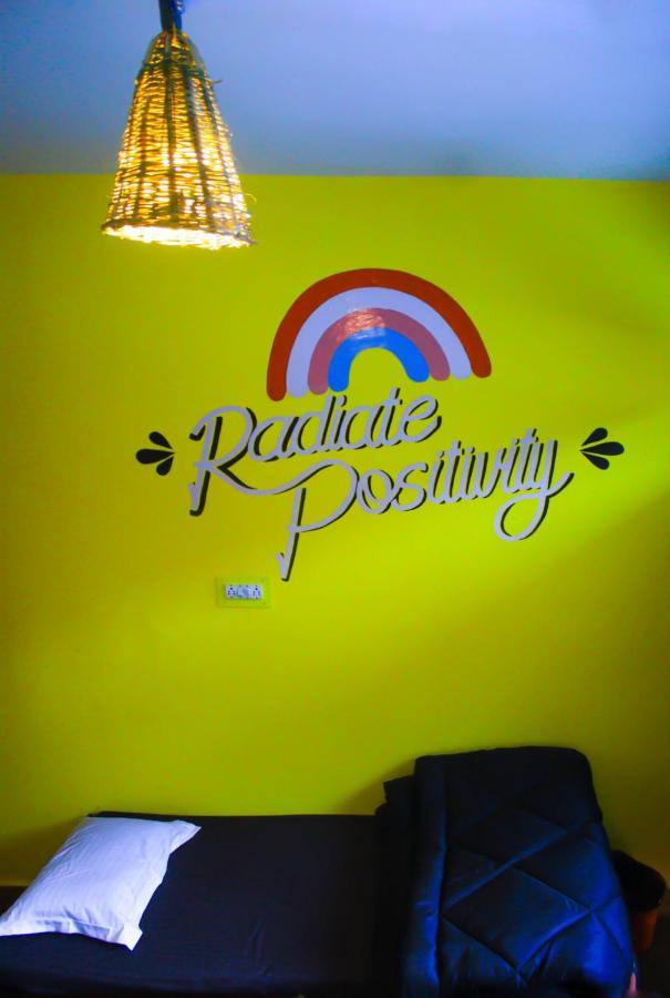Nomads Hostel Tosh Екстериор снимка