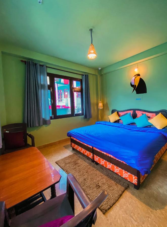 Nomads Hostel Tosh Екстериор снимка