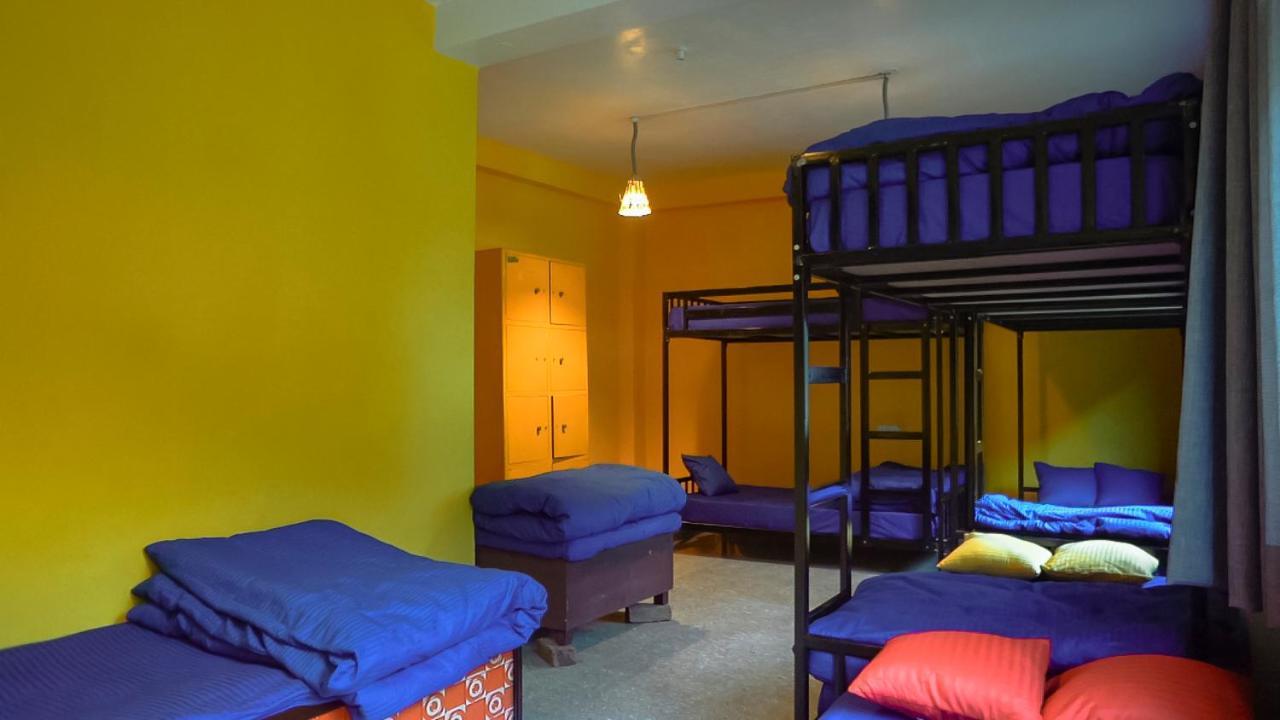 Nomads Hostel Tosh Екстериор снимка