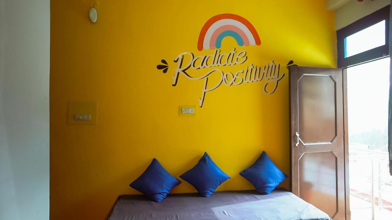 Nomads Hostel Tosh Екстериор снимка